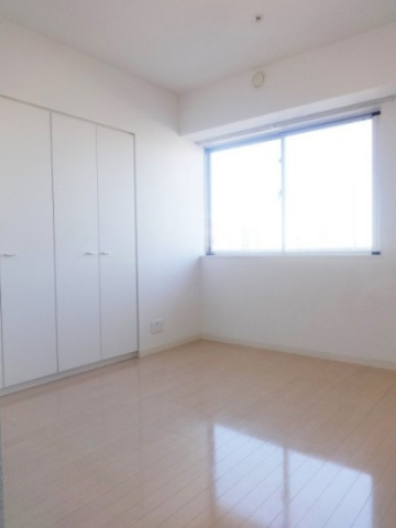 東京松屋ユニティの洋室