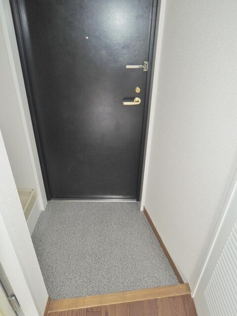 日神パレス立石第２の玄関|玄関