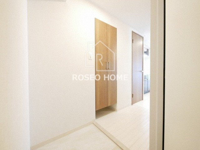 CAVANA本町の玄関