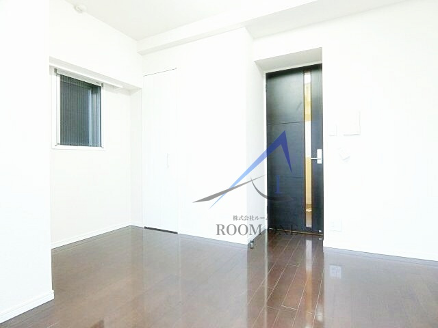 ＳＹＮＥＸ　ＨＯＮ－ＫＯＭＡＧＯＭＥの居間・リビング|洋室のお部屋です。