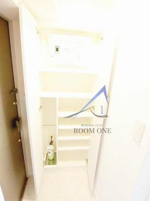 ＳＹＮＥＸ　ＨＯＮ－ＫＯＭＡＧＯＭＥの玄関|玄関です。