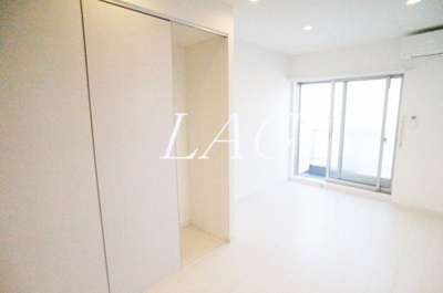 【居間・リビング】 | リブリ・フローラルコート | 洋室のお部屋です。