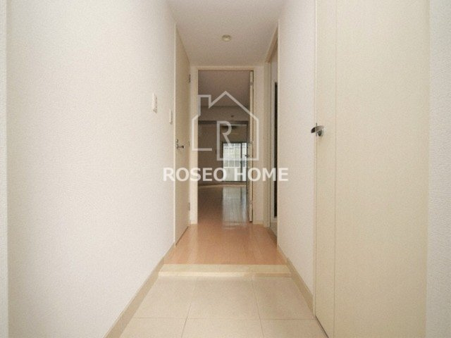 セイワパレス大手前西の玄関|同マンション別部屋：参考写真