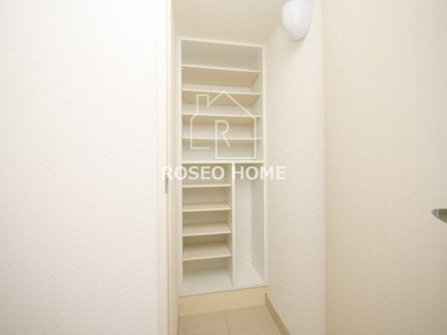 セイワパレス大手前西の収納|同マンション別部屋：参考写真