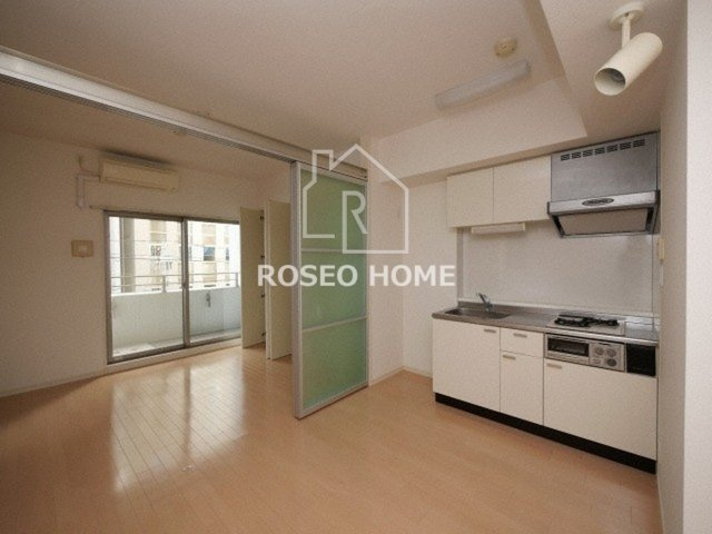 セイワパレス大手前西の居間・リビング|同マンション別部屋：参考写真