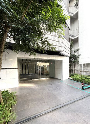 【エントランス】 | グランドコンシェルジュ新御徒町アジールコート