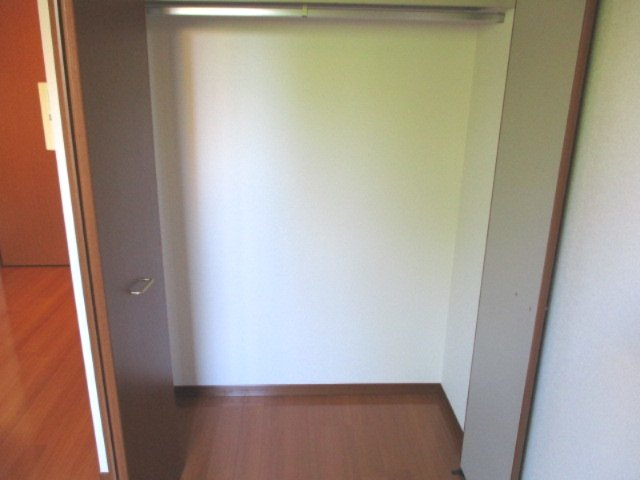 【収納】 | シャーメゾン中野 | たっぷりとした収納スペースです