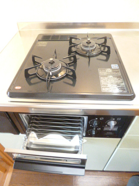 コンフォート多摩川のキッチン|ガス2口グリル付