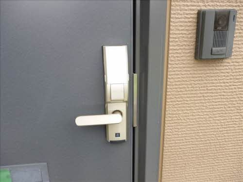 リバティーハイツの玄関