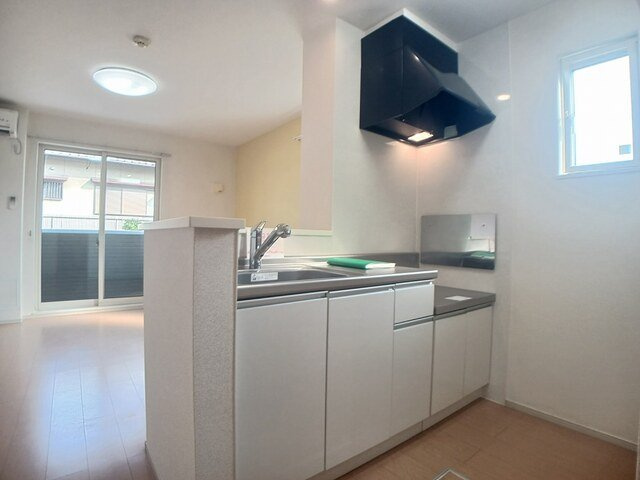 ピンズ本城のキッチン