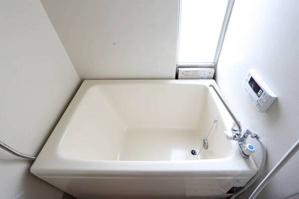 ビレッジハウス本城3号棟の浴室|ビレッジハウスの同一物件・同一タイプの間取りの写真です