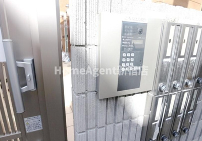 【エントランス】 | サークルハウス三宿弐番館