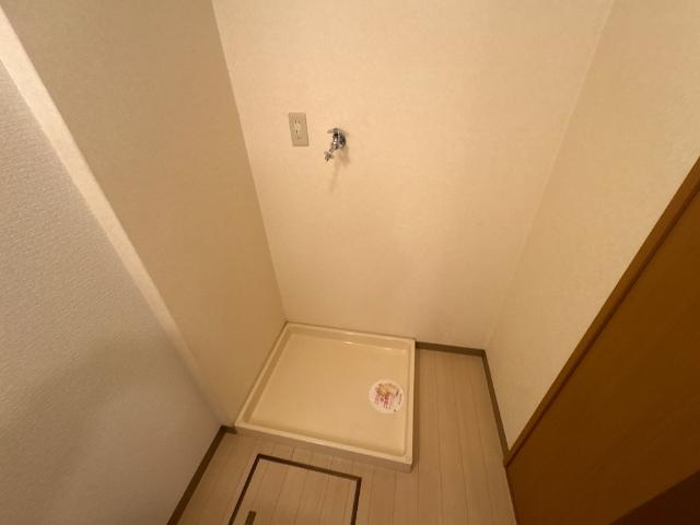 プロヴァンスのその他|洗濯機置場