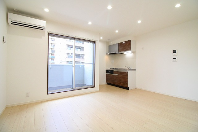 Selene熊西の居間・リビング