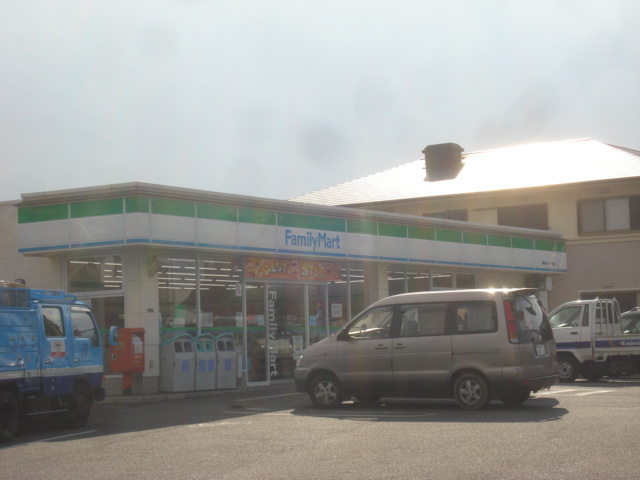 レガシーコートⅠの周辺|ファミリーマート若松片山一丁目店まで494ｍ
