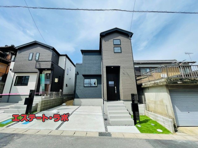 岡崎市細川町２期　新築分譲住宅　全2棟　1号棟の外観|●完成物件の内覧受付中。
お気軽にお問合せください♪