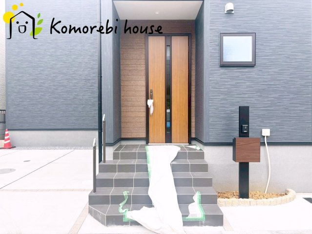西区西新井　新築一戸建て　リーブルガーデン　01の玄関|玄関です