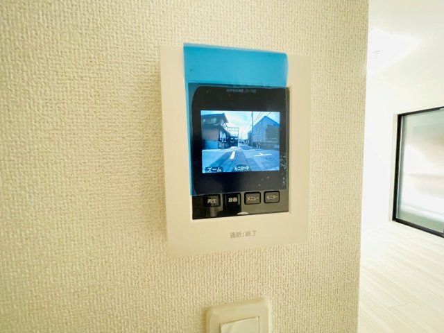 岡崎市細川町２期　新築分譲住宅　全2棟　2号棟のセキュリティ|モニター付きインターホンで来客対応も安心です♪