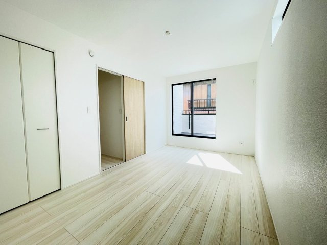 岡崎市細川町２期　新築分譲住宅　全2棟　2号棟の洋室|居室は、収納つきで子ども部屋や寝室など多彩な用途の利用ができます♪