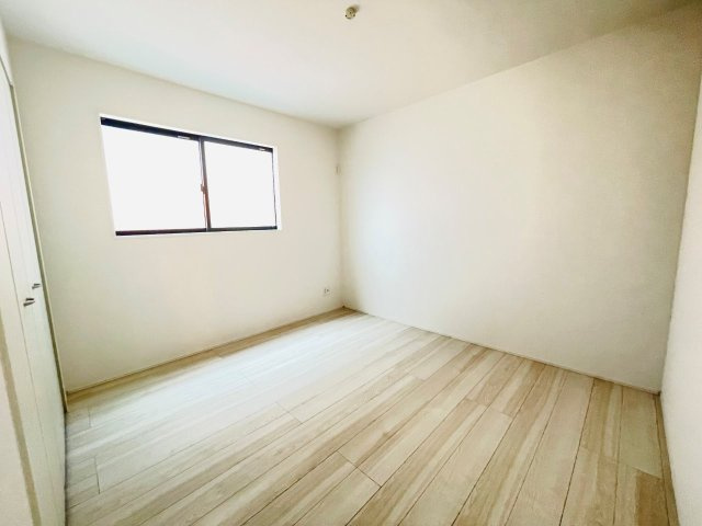 岡崎市細川町２期　新築分譲住宅　全2棟　2号棟の洋室|家族一人一人の大切なプライベート空間です。