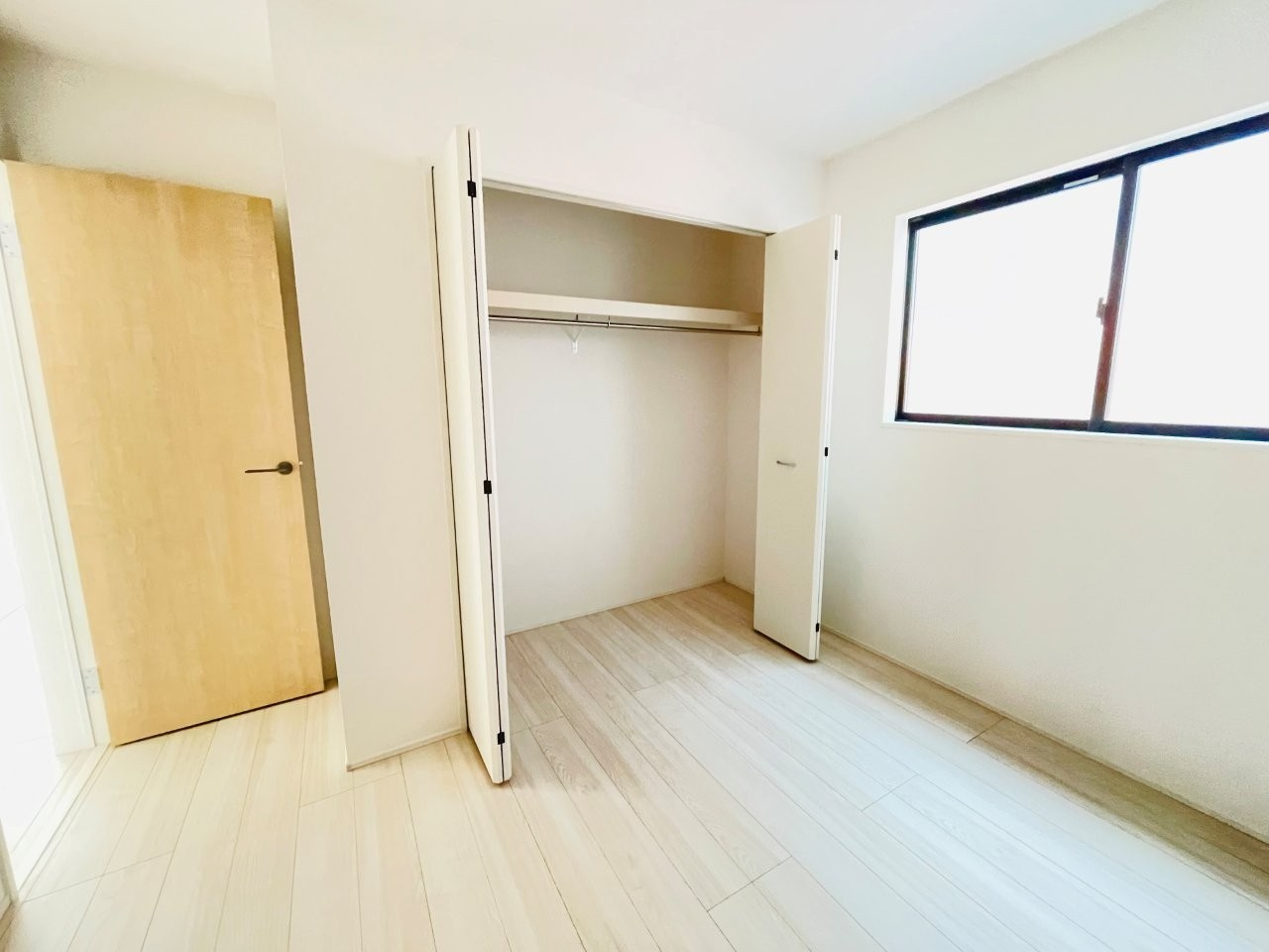 岡崎市細川町２期　新築分譲住宅　全2棟　2号棟の収納|豊富な数のクローゼットには、衣類、日用品、家族の思い出まで大切に保管できます♪