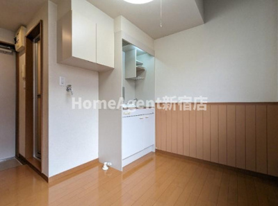 【設備】 | アーバンプレイス和泉A棟 | 同仕様写真　1階はロフト無し