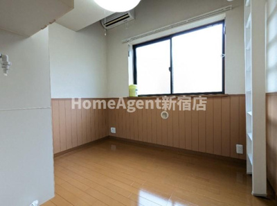 【居間・リビング】 | アーバンプレイス和泉A棟 | 同仕様写真　1階はロフト無し