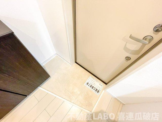 マンションKanaeの玄関