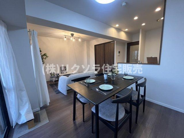 ロイヤルシャトーねやがわオークビルのキッチン|LDK　15.7帖
■物件内覧・資金計画相談・住宅ローン相談、リフォーム相談、お問合せ受付中■
※当日・翌日のご内覧、ご相談はお電話でのお問合せがスムーズです！