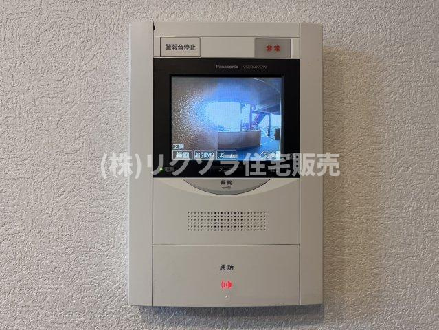 ロイヤルシャトーねやがわオークビルのセキュリティ|■物件内覧・資金計画相談・住宅ローン相談、リフォーム相談、お問合せ受付中■
※当日・翌日のご内覧、ご相談はお電話でのお問合せがスムーズです！