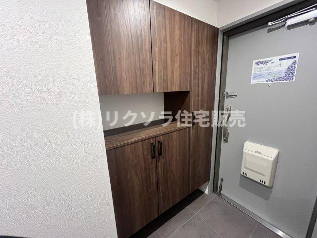 ロイヤルシャトーねやがわオークビルの収納|シューズボックス
■物件内覧・資金計画相談・住宅ローン相談、リフォーム相談、お問合せ受付中■
※当日・翌日のご内覧、ご相談はお電話でのお問合せがスムーズです！
