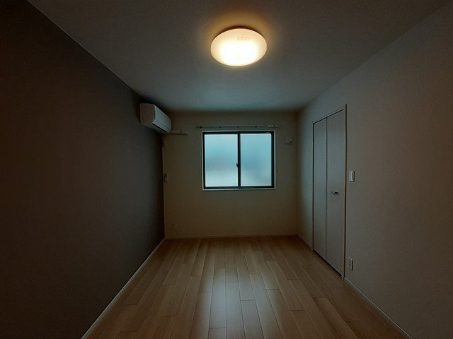 ドリーマーズ　Ｂの内装