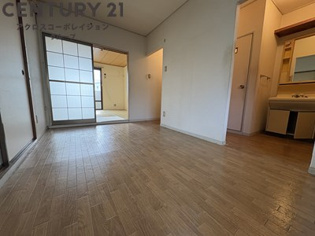 ルミエール中山の居間