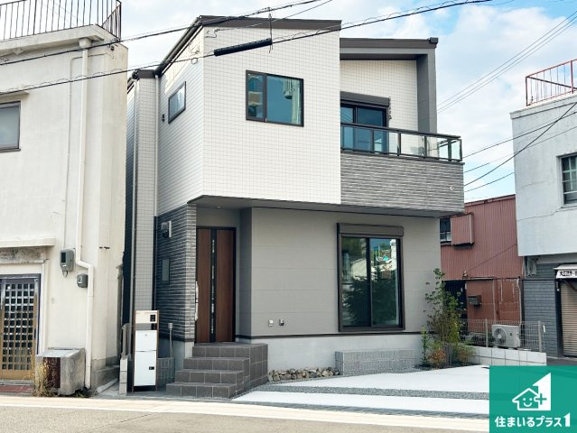 泉大津市菅原町　新築一戸建ての外観|お客様に長く安心して住んでいだだける事にこだわった家づくり！住んでからのアフターサービスにもしっかりと取り組んでいます！