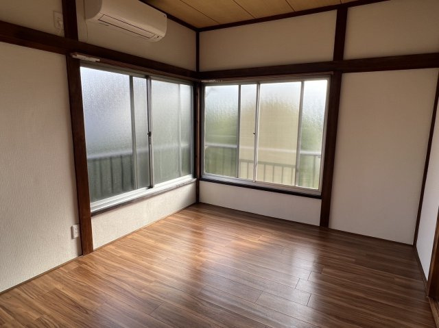 コーポミヤシタの居間・リビング