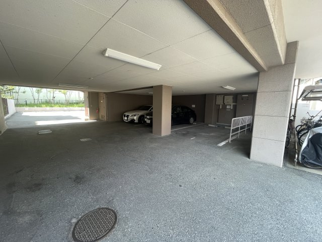 ライオンズマンション大橋の駐車場|駐車場です☆