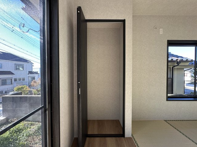 明石市松が丘3丁目戸建の居間・リビング