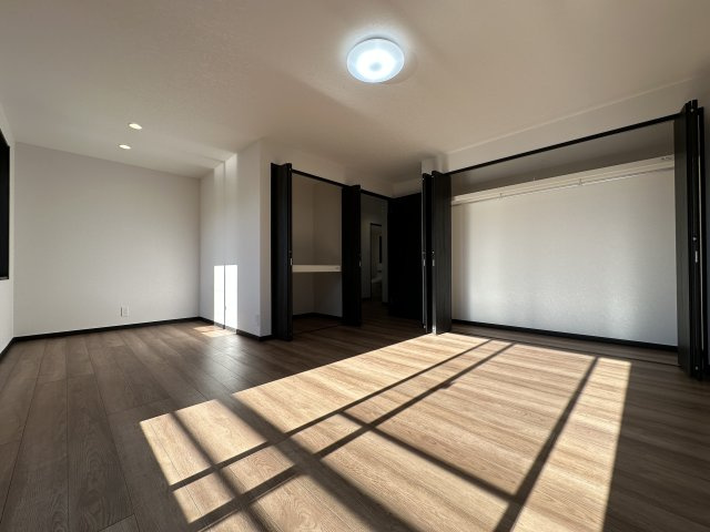 明石市松が丘3丁目戸建の洋室