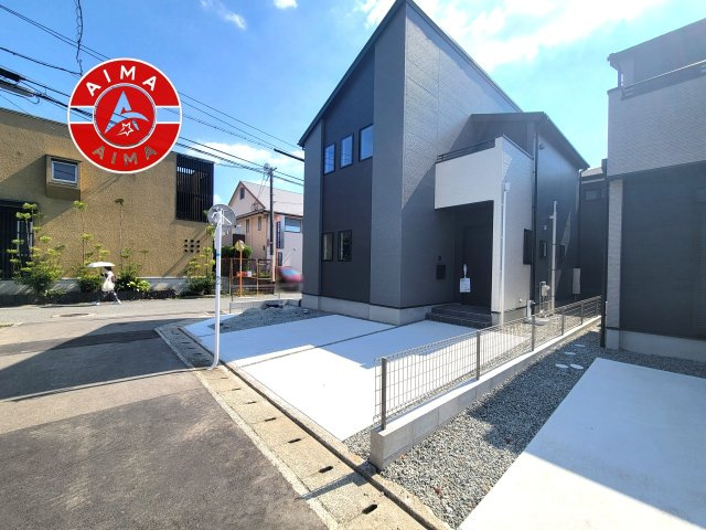 福岡市南区西長住2丁目第2-5棟（2号棟）の前面道路含む現地写真|見学の時間などお気軽にお問い合わせ下さい。