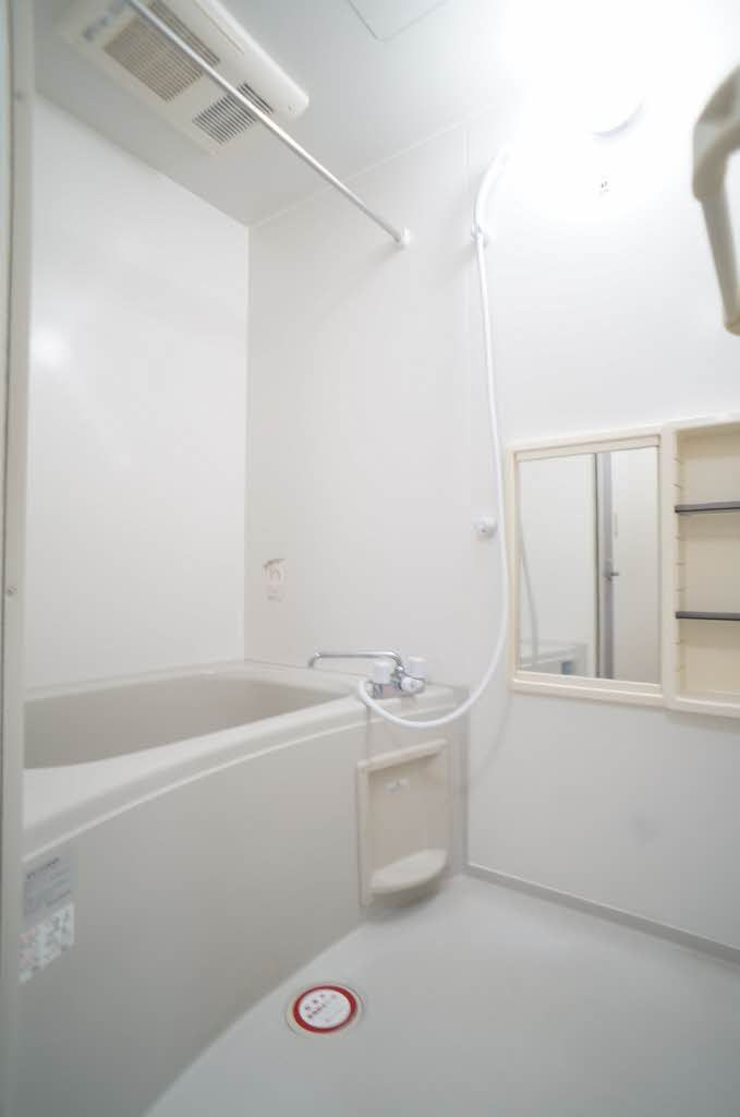 シャーメゾンＫの浴室