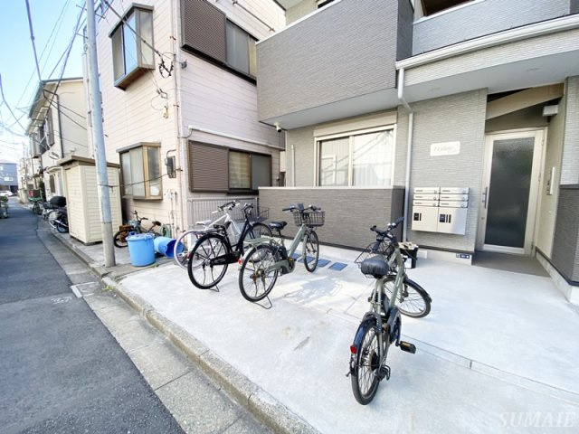 Ｔ−セレステのその他共用部分|駐輪場です☆