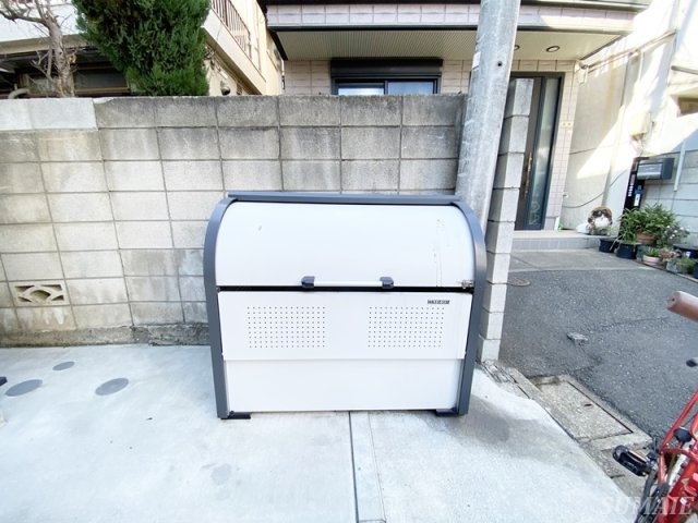 Ｔ−セレステのその他共用部分|敷地内ゴミ捨て場です☆