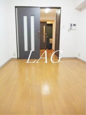 【居間・リビング】 | プレール神田佐久間町 | 洋室のお部屋です。