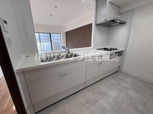 オークヒルズ香里弐番館のキッチン|カウンターキッチン
■物件内覧・資金計画相談・住宅ローン相談、リフォーム相談、お問合せ受付中■
※当日・翌日のご内覧、ご相談はお電話でのお問合せがスムーズです！