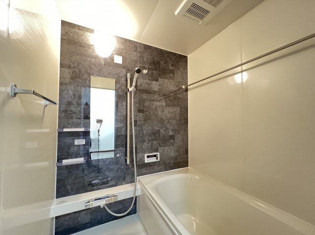 田原本町大字八尾の浴室|のびのび入浴できるシステムバス