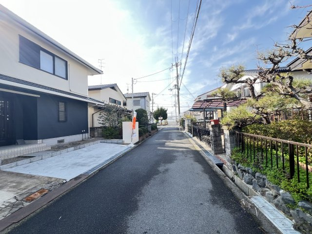 田原本町大字八尾の前面道路含む現地写真
