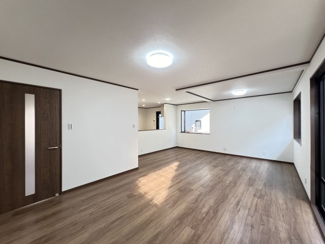 田原本町大字八尾の居間・リビング|開放感たっぷりなLDK21.5帖