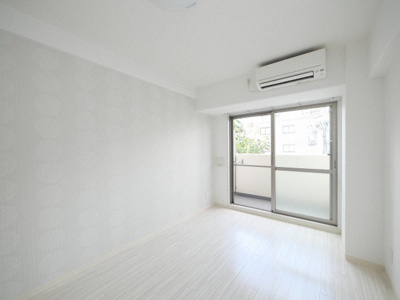 【洋室】 | ブランシュ京橋 | 広々とした洋室です