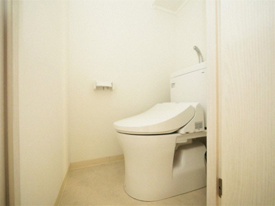 【トイレ】 | ブランシュ京橋 | 落ち着いた色調のトイレです