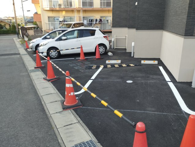 Success　Oneの駐車場